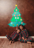 Magnet Magic Christmas Tree