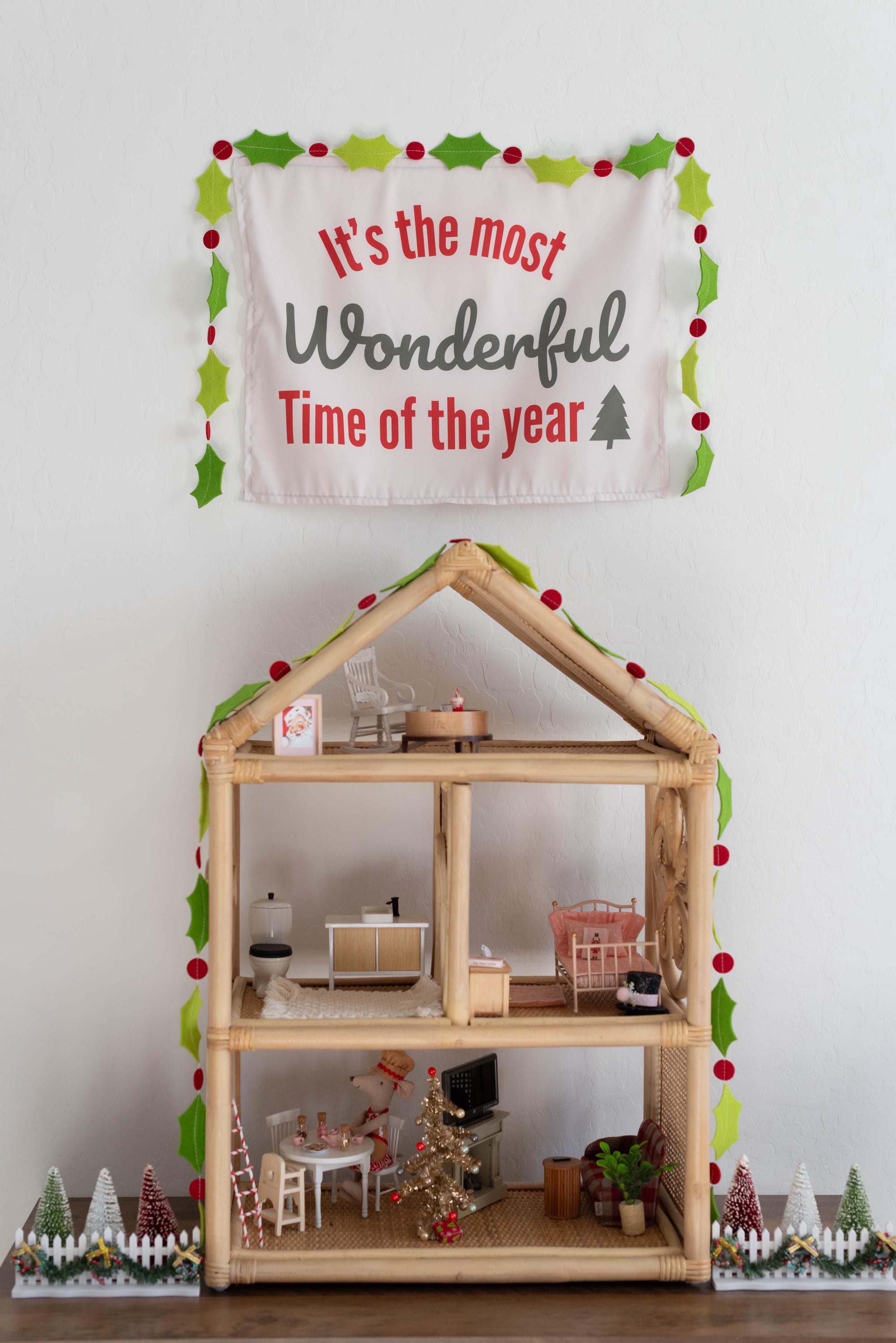 Christmas Banner, It's The Most Wonderful Time of The Year, Festive Kids Fabric Tapestry