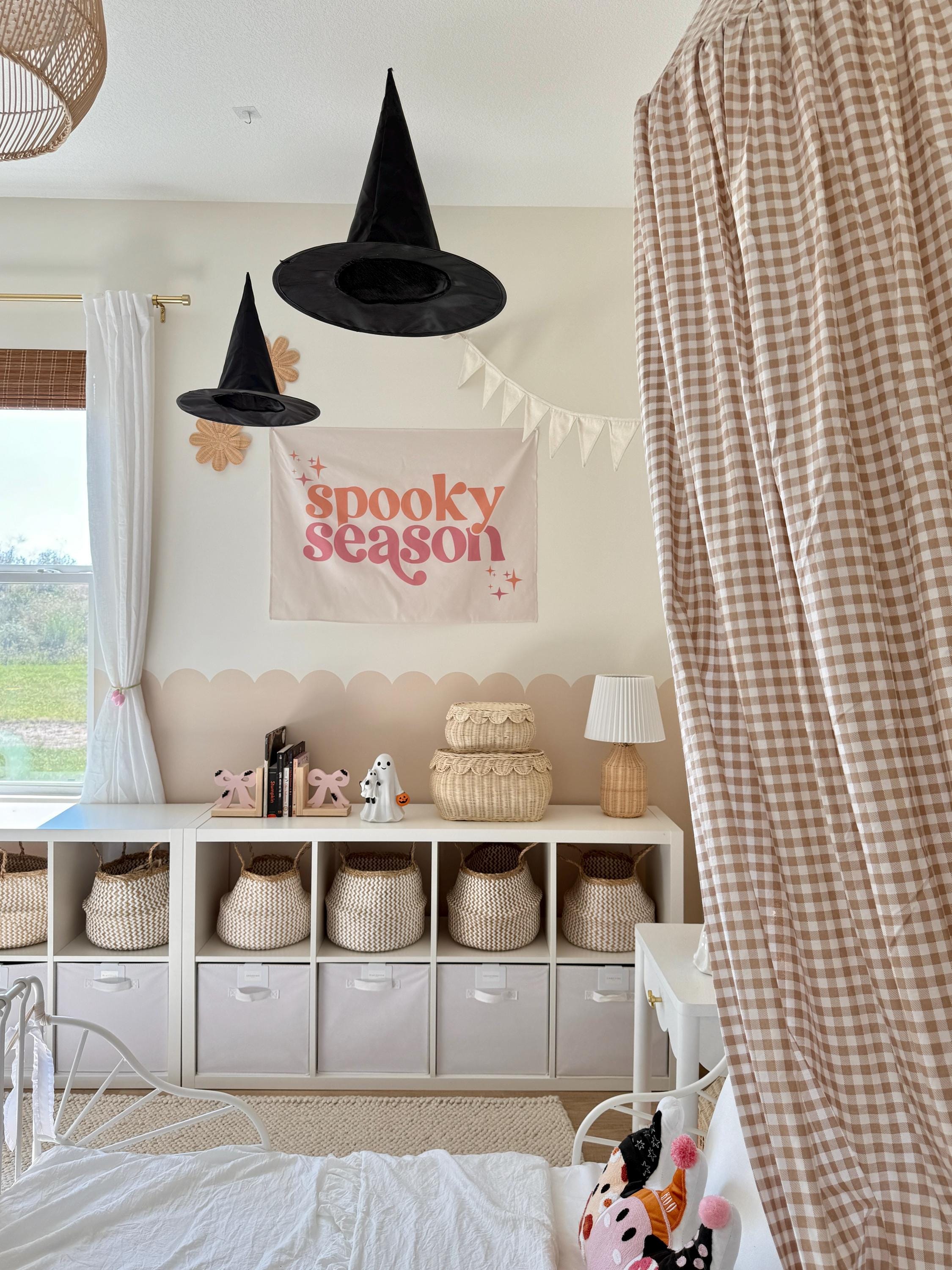 Halloween Banner,Spooky Season, Halloween Decor, Halloween Wall Art, Wall Hanging