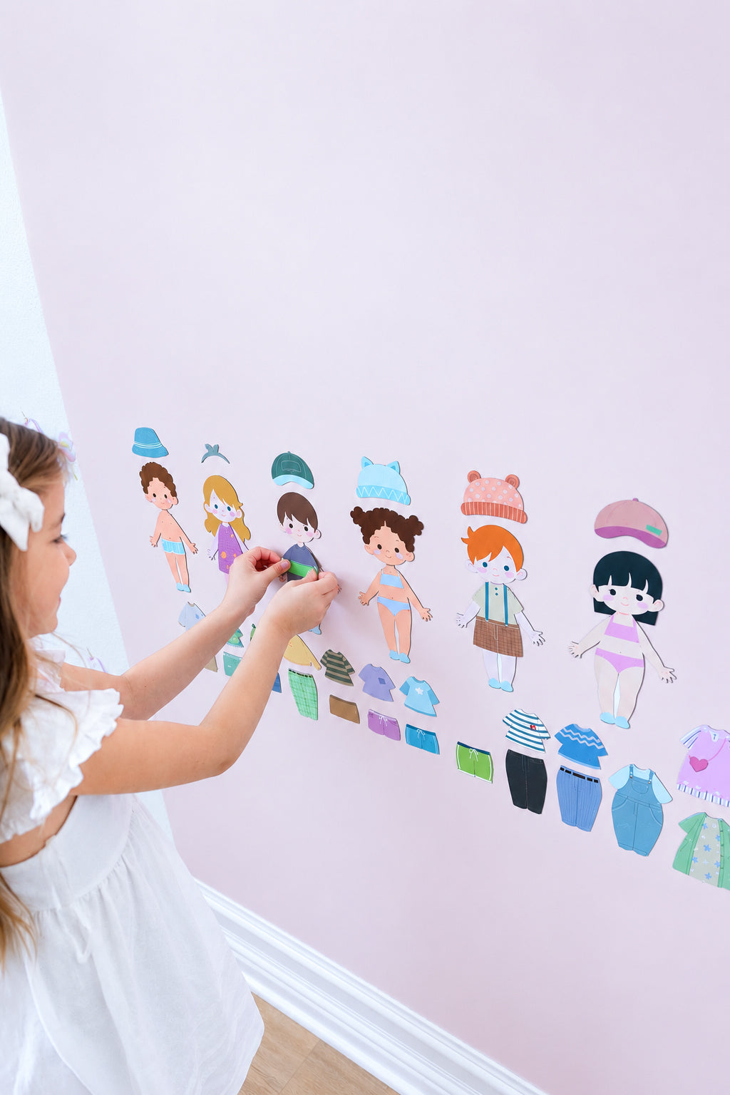 Dress Up Dolls - For Magnet Magic Wall & More