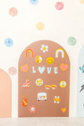 Small Magnet Magic Wall  - Removable Damage-Free Magnetic Wall