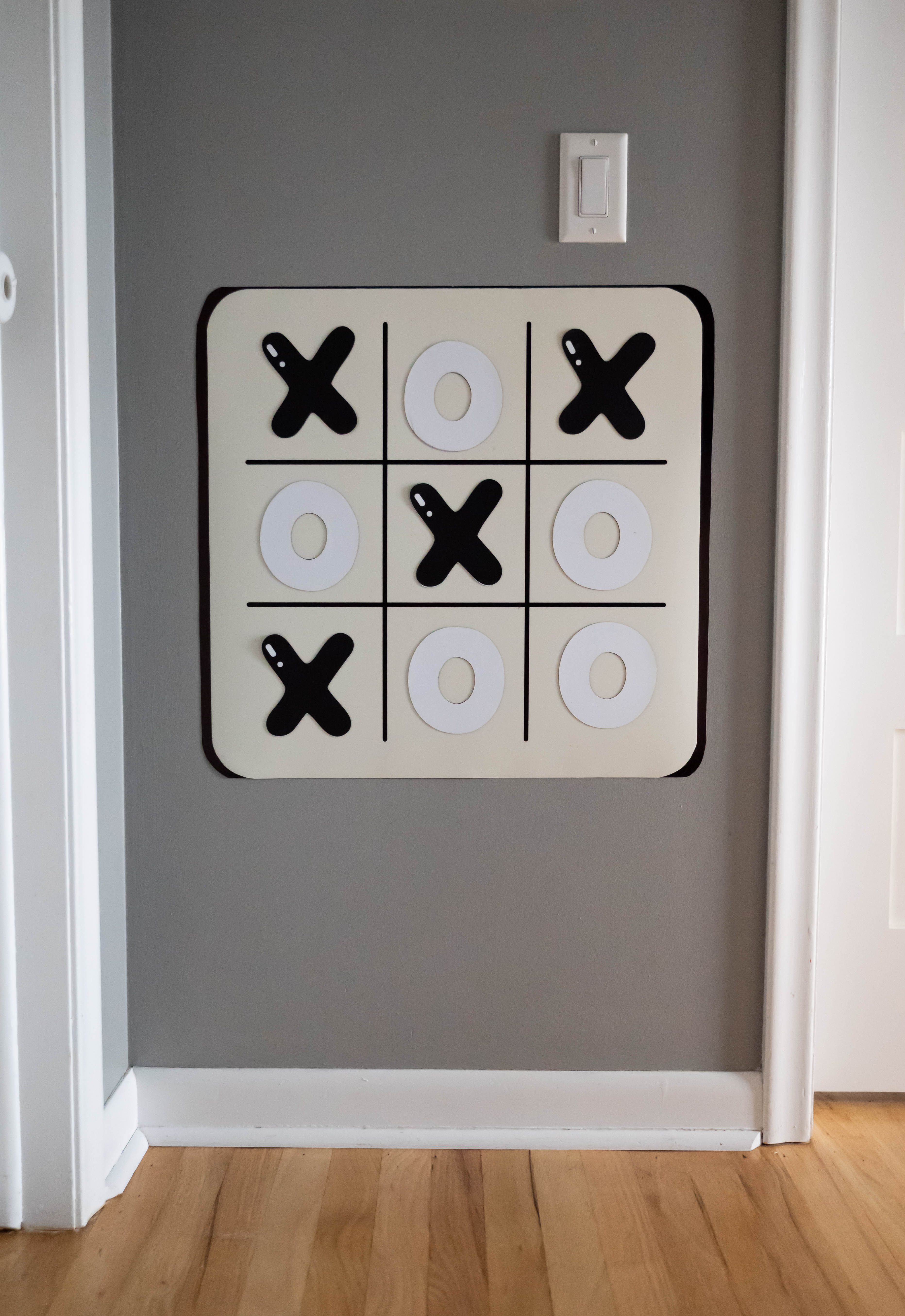 Magnet Magic Neutral Tic Tac Toe Board