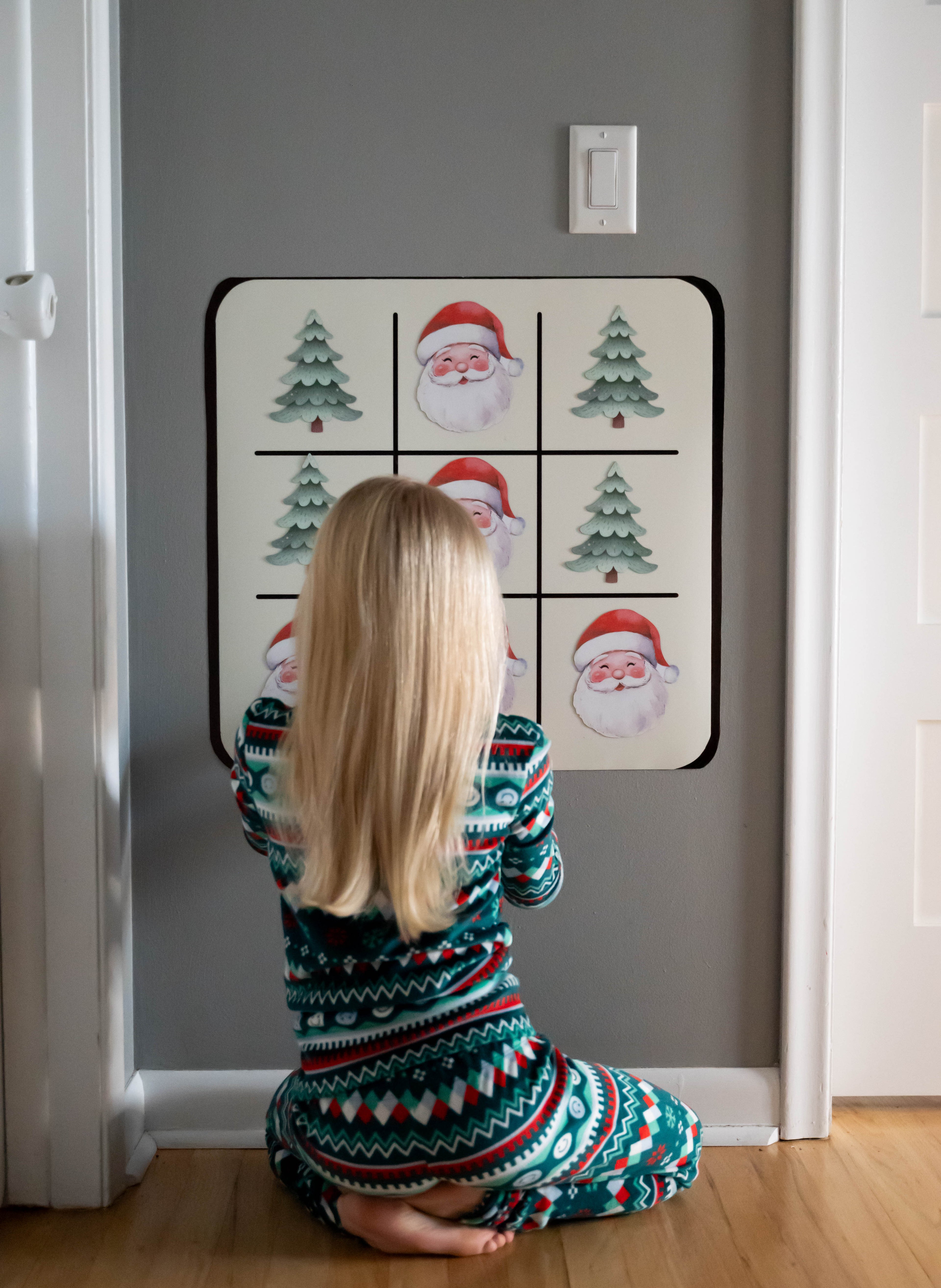 Magnet Magic Neutral Tic Tac Toe Board