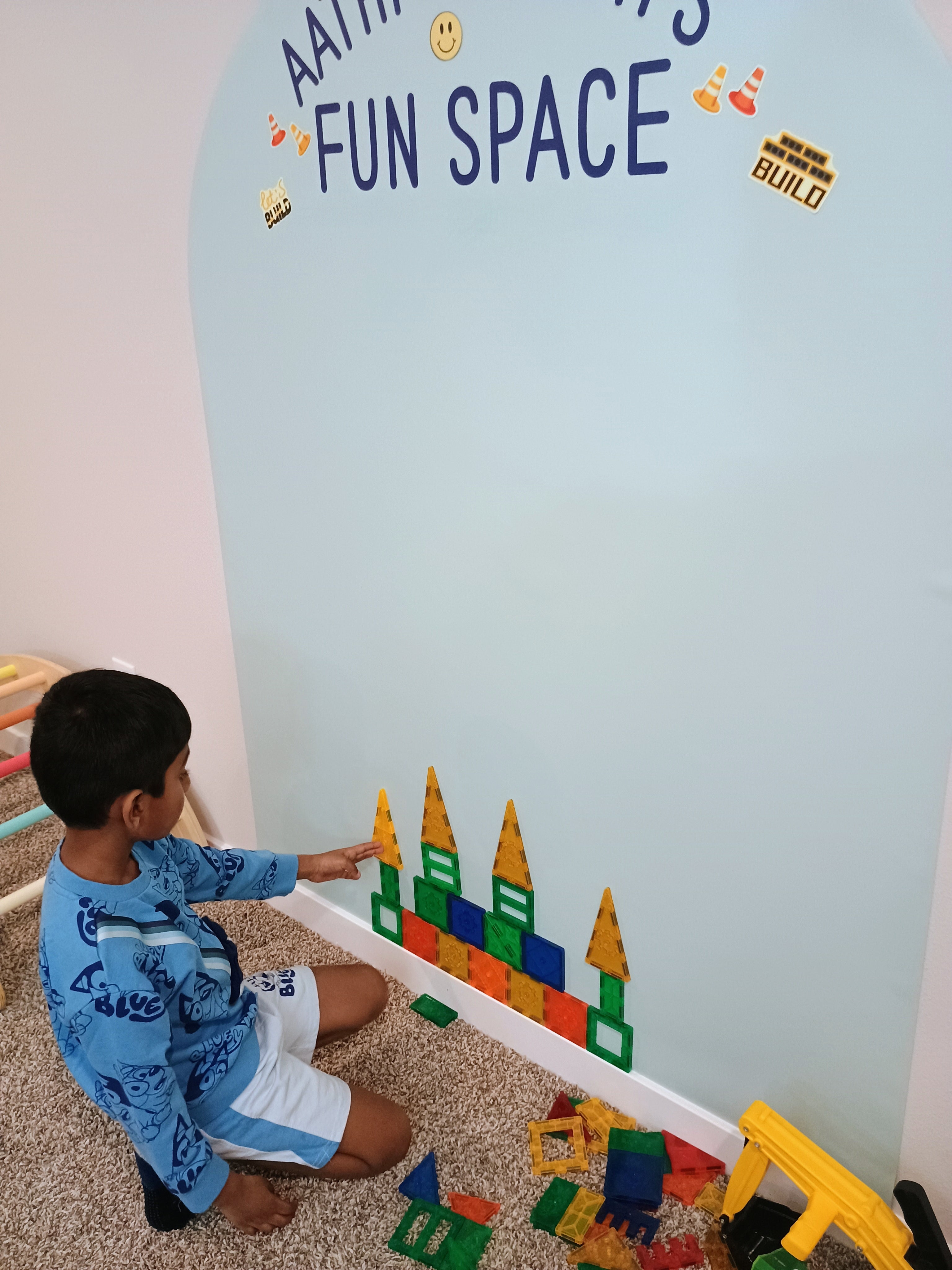 Magnet Magic Wall - Personalized Fun Space
