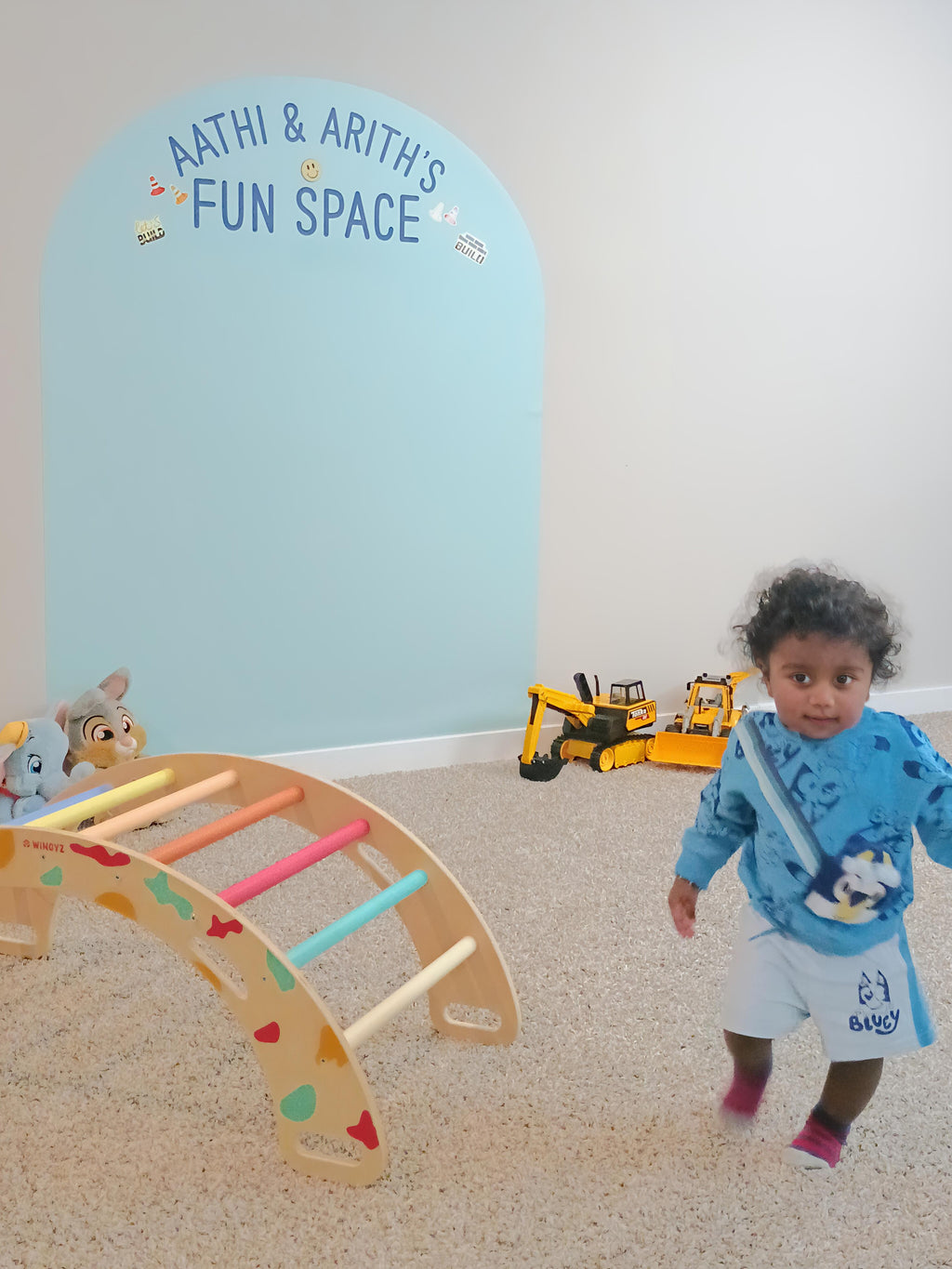 Magnet Magic Wall - Personalized Fun Space