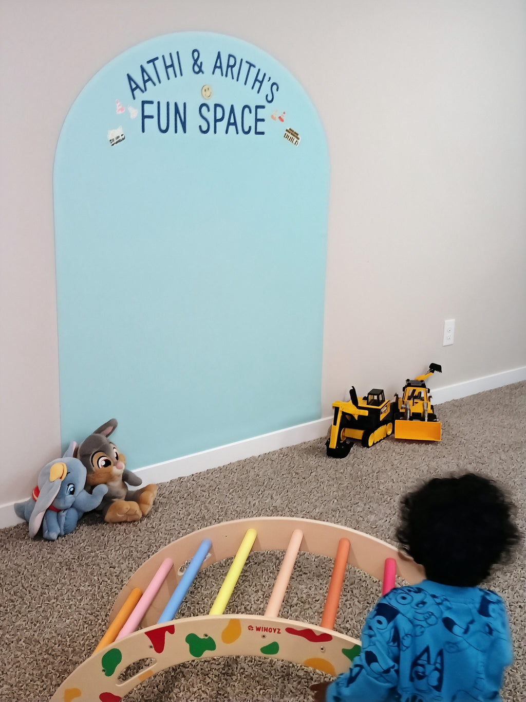 Magnet Magic Wall - Personalized Fun Space